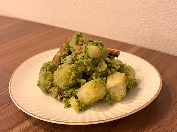 ケールのジェノベーゼ風ポテトサラダ