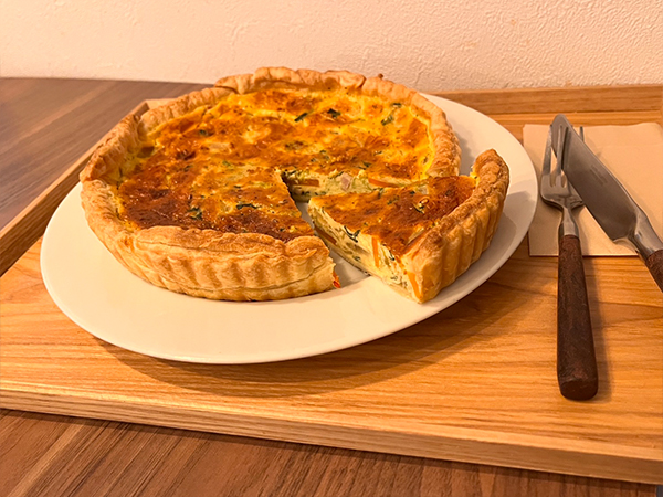 ちぢみほうれん草のキッシュ